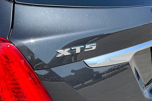 Used 2019 Cadillac XT5 Luxury image 31