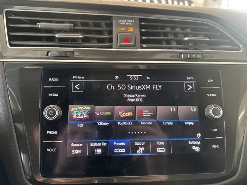 Certified 2022 Volkswagen Tiguan SE image 12