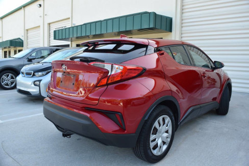 Used 2020 Toyota C-HR LE image 6