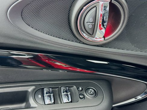 Certified 2023 MINI Cooper Clubman S image 18