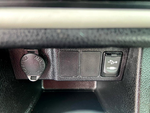 Used 2019 Toyota Corolla LE image 24