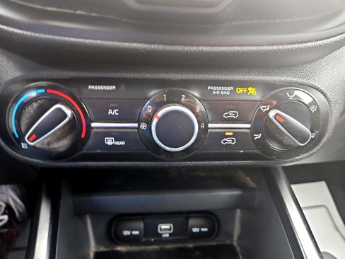 Used 2021 Kia Soul LX image 23
