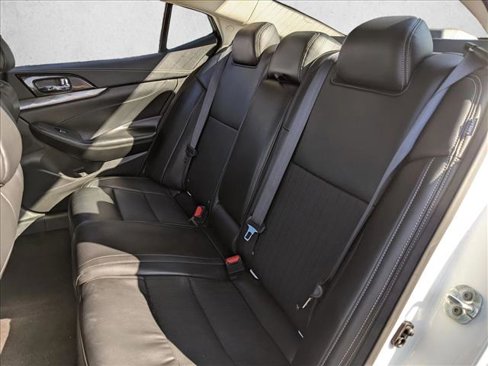 Used 2023 Nissan Maxima SV w/ Floor Mat Group image 18