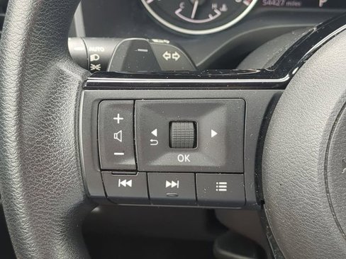 Used 2023 Nissan Rogue SV image 21