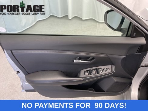Used 2023 Nissan Sentra SV image 14