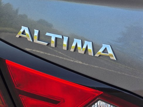 Used 2022 Nissan Altima 2.5 SV image 15