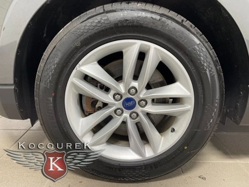 Used 2017 Ford Edge SEL w/ Equipment Group 201A image 7