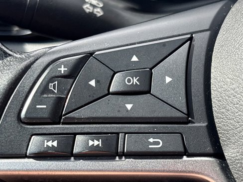 Used 2022 Nissan Sentra SV w/ All-Weather Package image 33