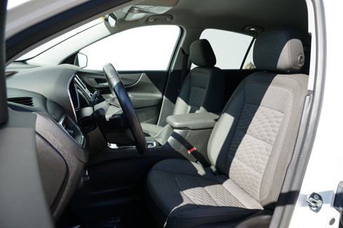 Used 2018 Chevrolet Equinox LT image 12