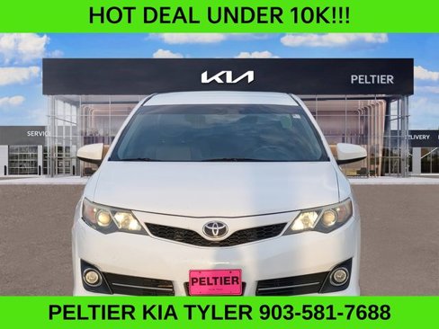 Used 2013 Toyota Camry L image 2
