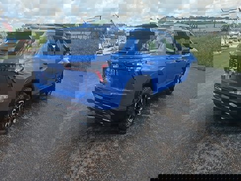 New 2026 Chevrolet Equinox ACTIV w/ Safety and Technology Package image 5