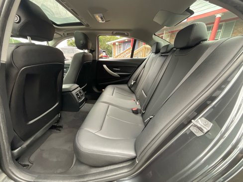 Used 2016 BMW 320i Sedan image 26