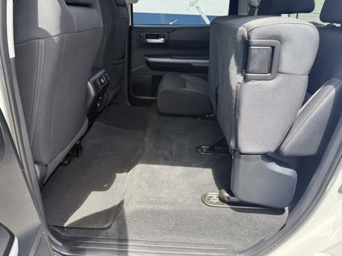Used 2018 Toyota Tundra SR5 image 21