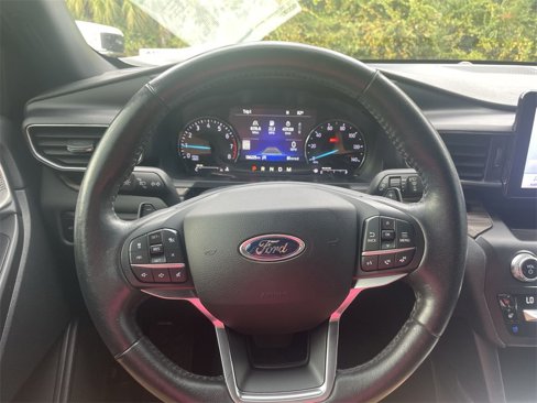 Used 2020 Ford Explorer Limited image 14