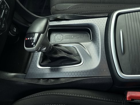 Used 2015 Dodge Charger SXT w/ Driver Confidence Group image 22