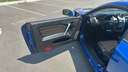 Used 2005 Hyundai Tiburon SE image 18