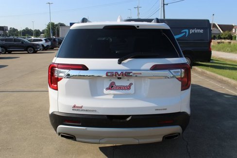 Used 2023 GMC Acadia SLT image 4