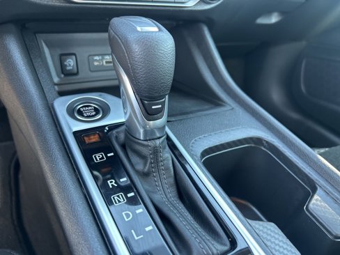 Used 2024 Nissan Sentra SV image 32