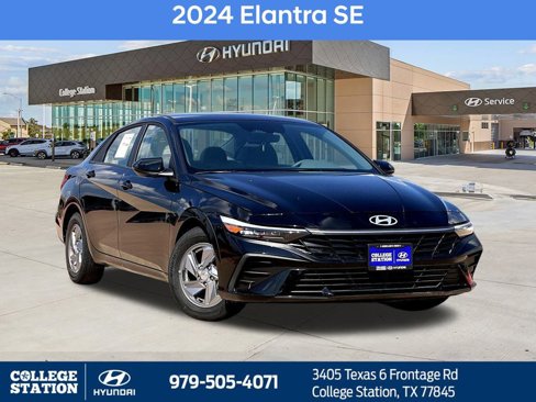 Used 2024 Hyundai Elantra SE image 1