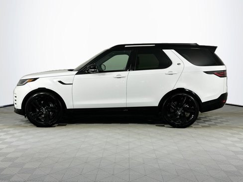 Certified 2025 Land Rover Discovery Dynamic SE image 8