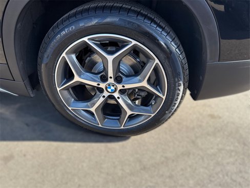 Used 2019 BMW X1 sDrive28i w/ Convenience Package image 14