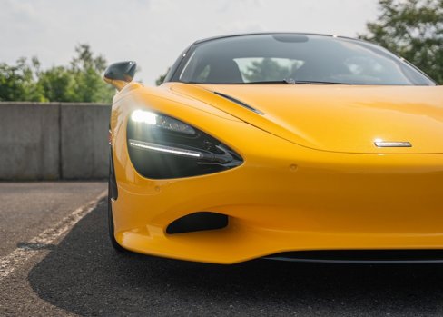 New 2025 McLaren 750S image 20