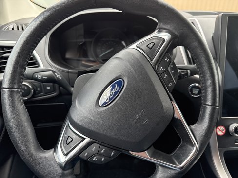 Used 2024 Ford Edge SEL image 8