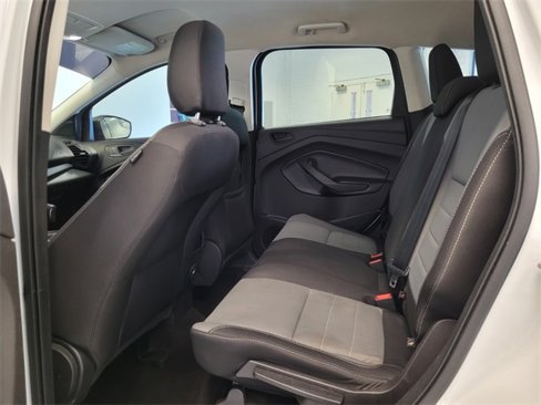 Used 2019 Ford Escape S image 6
