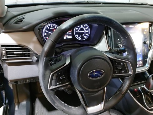 Used 2020 Subaru Outback Premium image 16