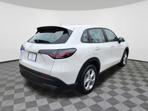 Certified 2023 Honda HR-V LX image 4