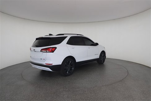 Used 2022 Chevrolet Equinox RS w/ Infotainment Package image 19
