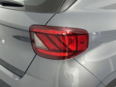 New 2025 Hyundai Venue SEL image 35