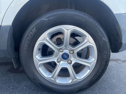 Used 2018 Ford EcoSport SE w/ SE Convenience Package image 30