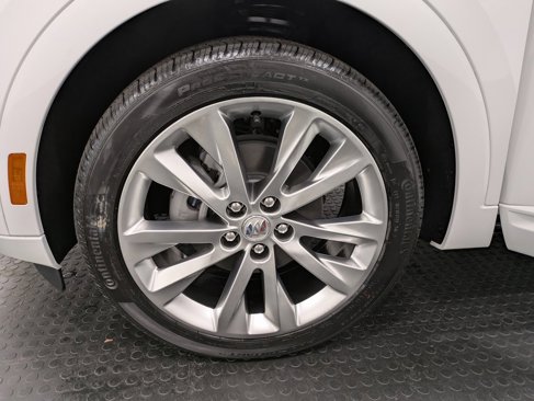 Used 2022 Buick Envision Avenir w/ Technology Package II image 7