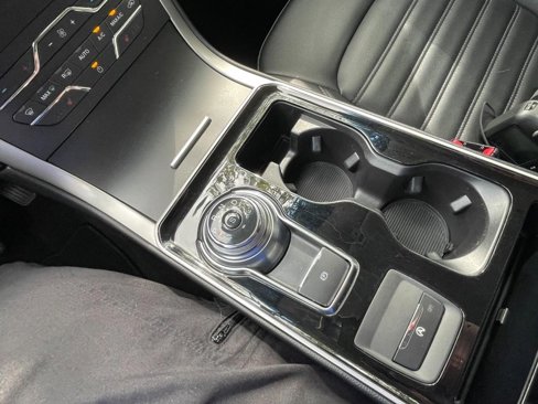 Used 2019 Ford Edge SEL w/ Equipment Group 201A image 44