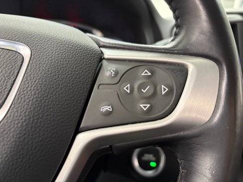 Used 2020 GMC Terrain SLE w/ LPO, Floor Liner Package image 33