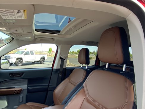 Certified 2022 Ford Maverick Lariat w/ Lariat Luxury Package image 18