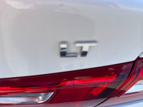 Used 2024 Chevrolet Malibu LT image 26