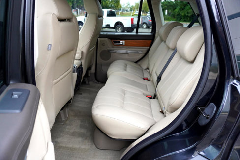 Used 2012 Land Rover Range Rover Sport HSE LUX image 10