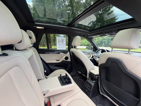 Used 2021 BMW X1 xDrive28i w/ Convenience Package image 21
