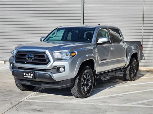 Used 2022 Toyota Tacoma SR5 image 4