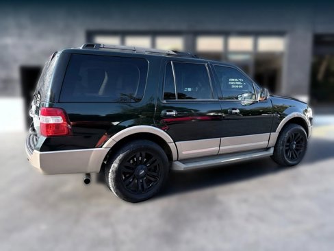 Used 2014 Ford Expedition XLT w/ Equipment Group 202A image 5