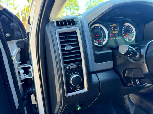 Used 2017 RAM 2500 Tradesman image 28