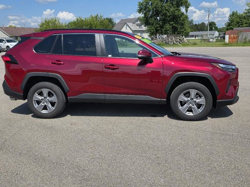 Used 2023 Toyota RAV4 XLE image 4