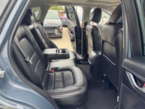 Used 2025 MAZDA CX-5 Carbon Edition image 16