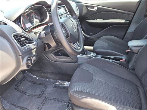 Used 2015 Dodge Dart SXT image 13