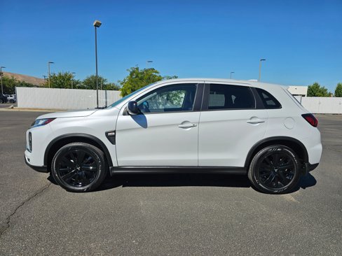 Used 2024 Mitsubishi Outlander Sport LE image 3
