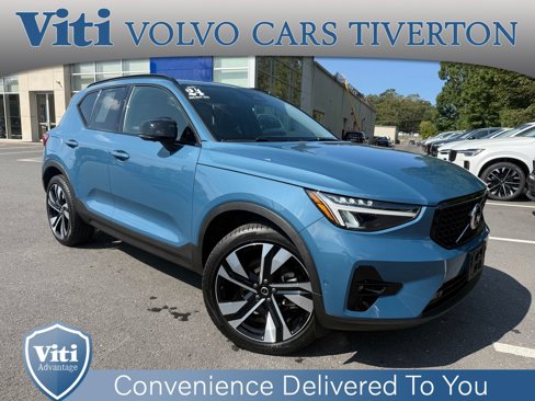 Certified 2024 Volvo XC40 B5 Plus w/ Protection Package Premier image 1