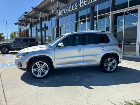 Used 2016 Volkswagen Tiguan R-Line image 3