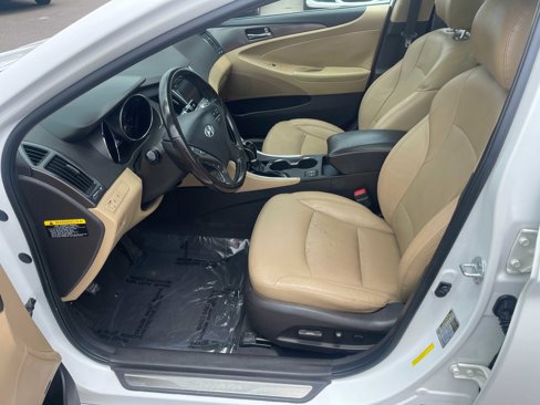 Used 2014 Hyundai Sonata Limited w/ Panoramic Sunroof Package 02 image 17